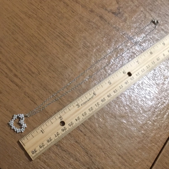 Rhinestone Flowers Heart Necklace - Picture 3 of 5